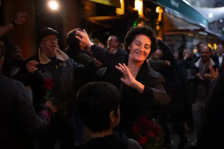 Crossing film screenshot