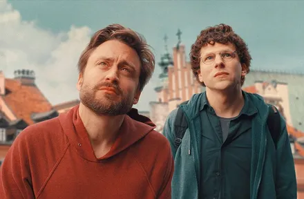 A Real Pain film screenshot